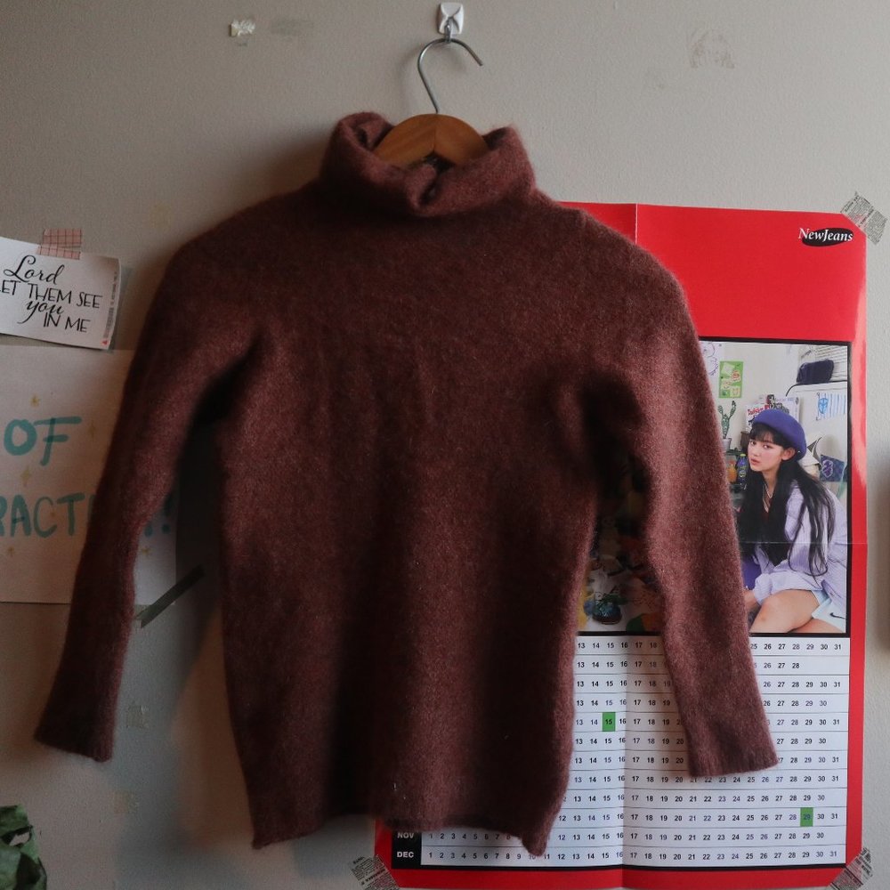 Burgundy Cashmere Turtleneck Sweater